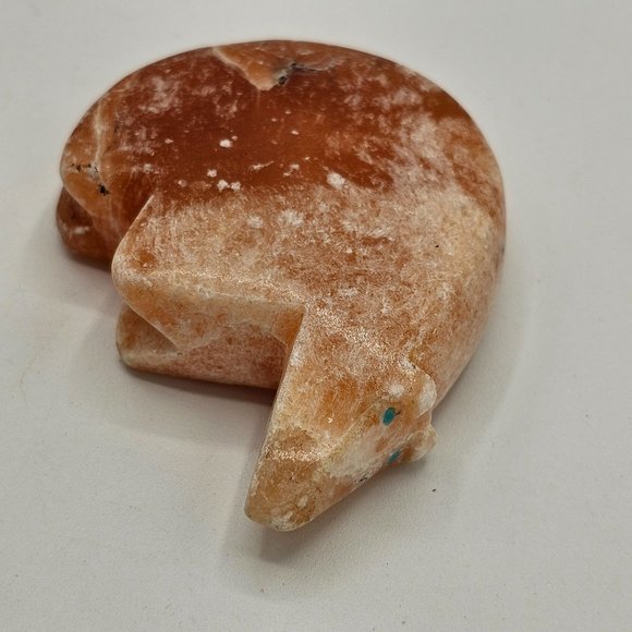 Zuni Carved Alabaster Bear Figure - Picture 3 of 8